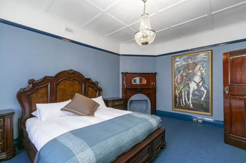 Insomnia On Elizabeth - Hervey Bay Accommodation 1