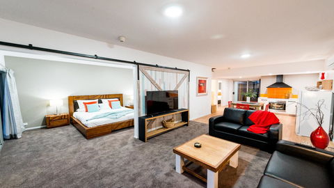 Ulverstone River Edge HolidayApartments - Hervey Bay Accommodation 18
