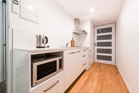 Ulverstone River Edge HolidayApartments - Hervey Bay Accommodation 15