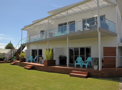 Ulverstone River Edge HolidayApartments - Hervey Bay Accommodation 12