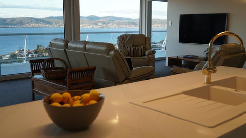 Anchorage Tasmania - Hervey Bay Accommodation 17