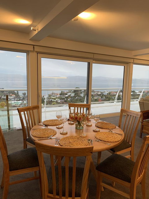 Anchorage Tasmania - Hervey Bay Accommodation 10
