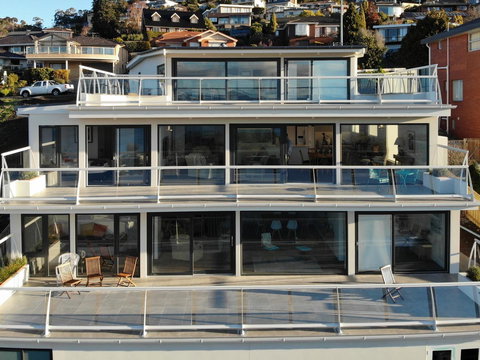 Anchorage Tasmania - Hervey Bay Accommodation 8