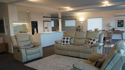 Anchorage Tasmania - Hervey Bay Accommodation 5