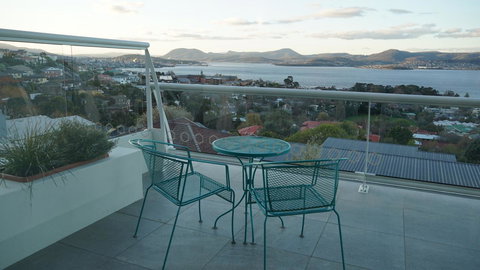 Anchorage Tasmania - Hervey Bay Accommodation 12