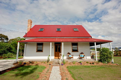 The Holiday Home People - Hervey Bay Accommodation 18