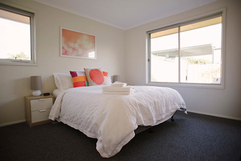 The Holiday Home People - Hervey Bay Accommodation 15