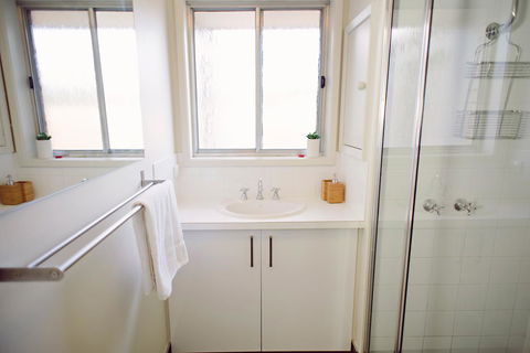 The Holiday Home People - Hervey Bay Accommodation 11