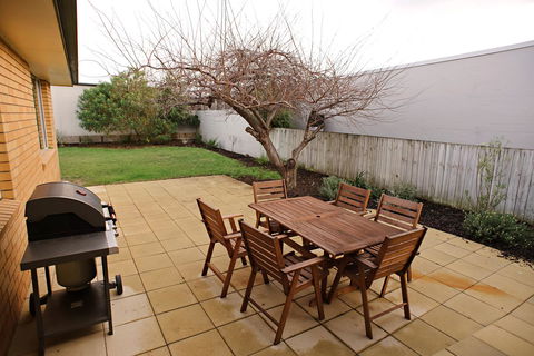 The Holiday Home People - Hervey Bay Accommodation 1