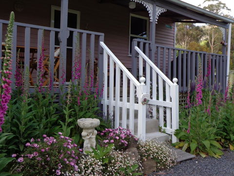 Post House Cottage - Hervey Bay Accommodation 2