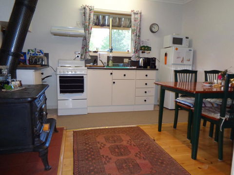 Post House Cottage - Hervey Bay Accommodation 7