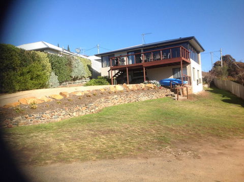 Swansea Beach House Oceanfront - Hervey Bay Accommodation 2