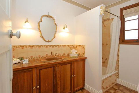 Grosvenor Court Apartments - Hervey Bay Accommodation 14