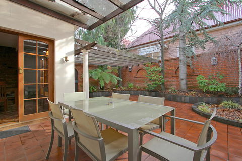 Grosvenor Court Apartments - Hervey Bay Accommodation 18