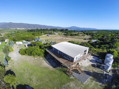 Seymour Waves - Hervey Bay Accommodation 2