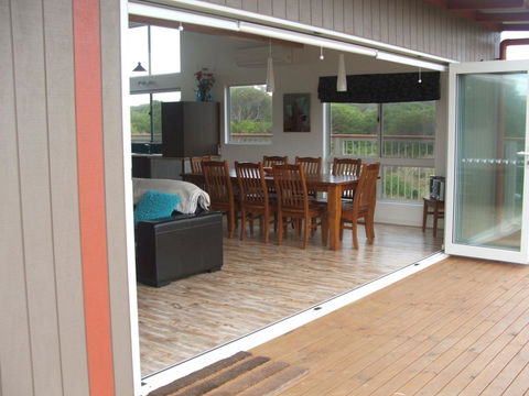 Seymour Waves - Hervey Bay Accommodation 4