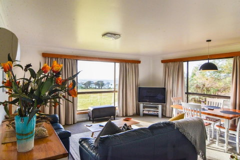 Beach Break Bicheno - Hervey Bay Accommodation 5