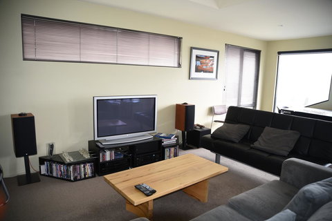 Studioat10 - Tourism Hervey Bay 3