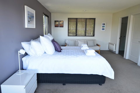 Studioat10 - Tourism Hervey Bay 11