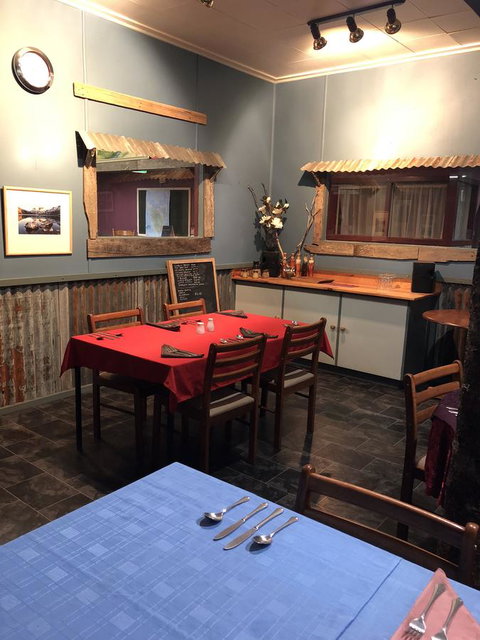 Mount Black Lodge - Hervey Bay Accommodation 2