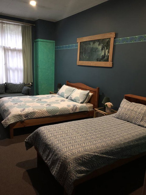 Mount Black Lodge - Hervey Bay Accommodation 6