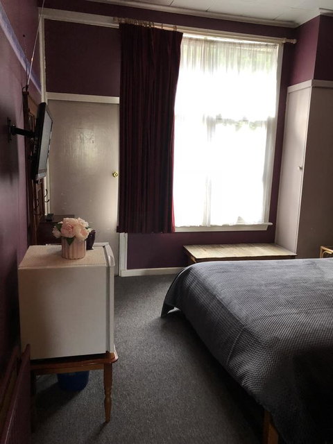 Mount Black Lodge - Hervey Bay Accommodation 9