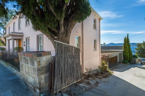 Maison Del Mar - Tourism Hervey Bay 14