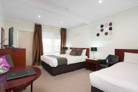 New Crossing Place Motel - Hervey Bay Accommodation 1