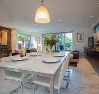 New Luxury Home Near Coogee Beach In Sydney - Hervey Bay Accommodation