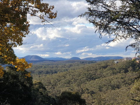 NEW Winston Cottage Leura Views & Location - Hervey Bay Accommodation 2