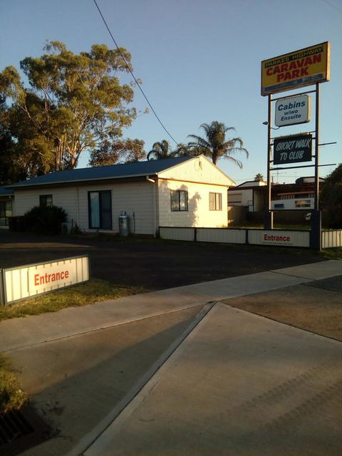 Newell Hwy Caravan Park - Hervey Bay Accommodation 3