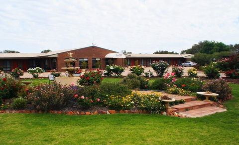 Newell Motor Inn Narrandera - Hervey Bay Accommodation 1
