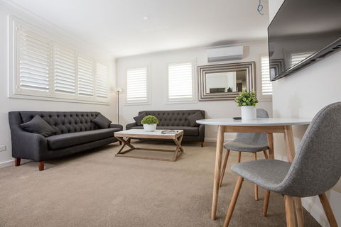 Newington Apartments - Hervey Bay Accommodation 0