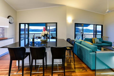 NEWLY BEAUTFULLY RENOVATED 16 The Casuarina - 3 Bedroom House With 180 Degree Ocean Views - Hervey Bay Accommodation 1