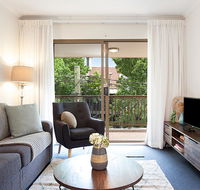 Newly-furnished 2-Bed Apartment with Gym and Pool - Hervey Bay Accommodation