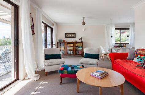 Newport Beach Spacious 2 Bedrm Apt Casa De PiÃ±a - Hervey Bay Accommodation 2