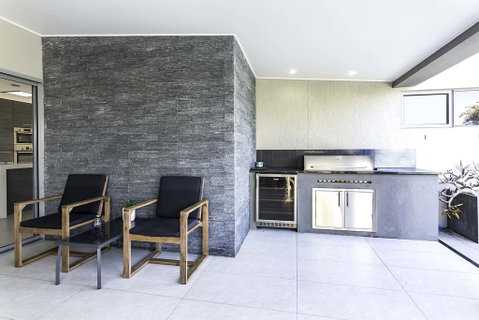 NewPort Dream Quiet Island - No Party - Hervey Bay Accommodation 3
