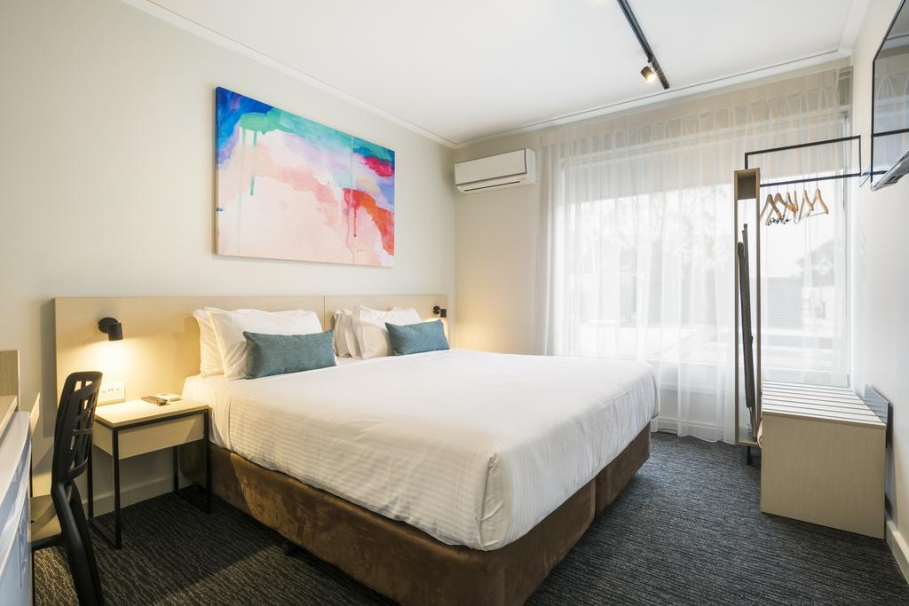 Elizabeth North SA Hervey Bay Accommodation