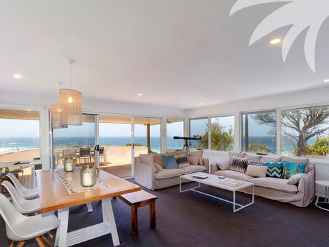 Ningaloo Formerly Willows House - Hervey Bay Accommodation 0