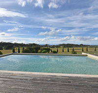Noble Willow Homestead Lovedale. Super Spacious with views and pool - Hervey Bay Accommodation
