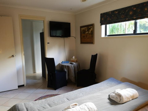 Noosa Edge Nudist Retreat - Hervey Bay Accommodation 2