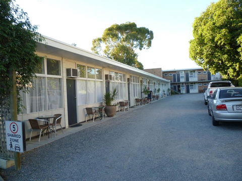 Norfolk Motor Inn - Hervey Bay Accommodation 3