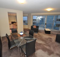 North Sydney Fully Self Contained Modern 2 Bed Apartment 2207BER - Hervey Bay Accommodation