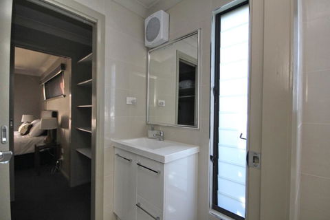 NORTHERN HAVEN-3/16 David Campbell St NH - Hervey Bay Accommodation 3