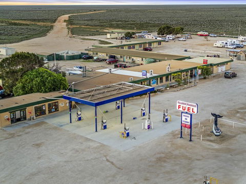 Nullarbor Roadhouse - Tourism Hervey Bay 2