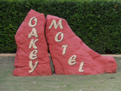 Oakey Motel - Hervey Bay Accommodation 0