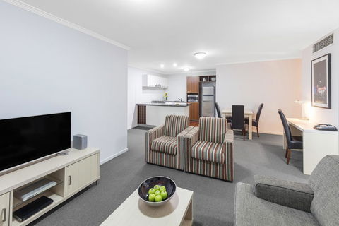 Oaks Brisbane Lexicon Suites - Tourism Hervey Bay 1