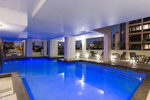 Oaks Brisbane Lexicon Suites - Tourism Hervey Bay 0