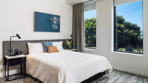 Oaks Cairns Hotel - Hervey Bay Accommodation 3