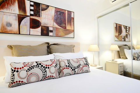 Oaks Moranbah Suites - Hervey Bay Accommodation 2